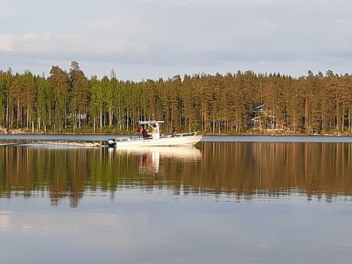 Hyvoelaen Moekit Villa Ahtari Luaran gambar